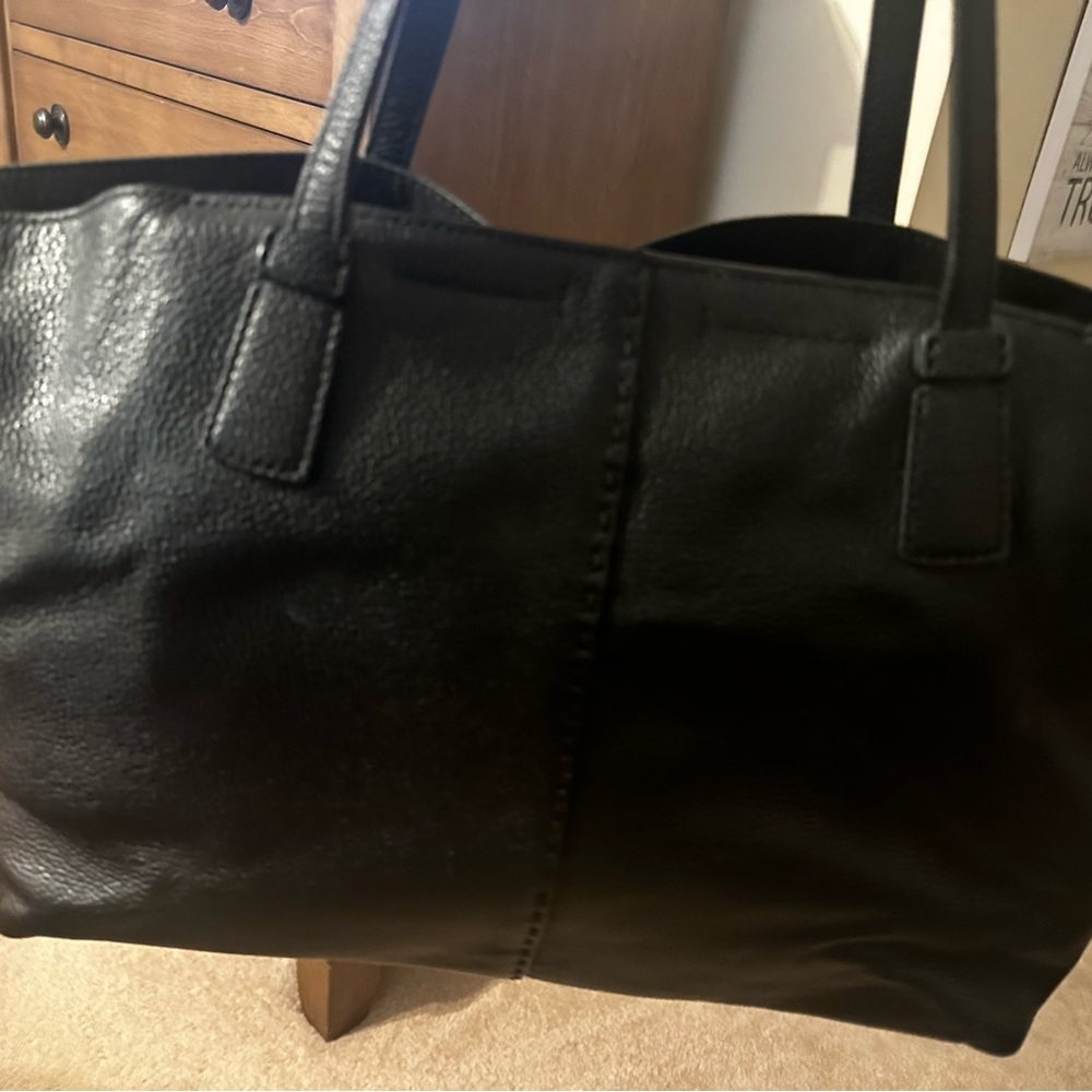 Tory Burch Black Shoulder Bag - Picture 2 of 7
